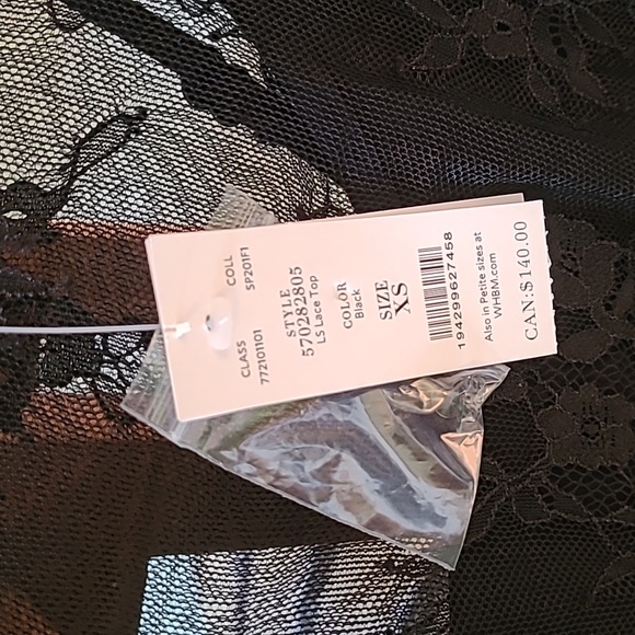 Gorgeous lace top with shell - Picture 4 of 4